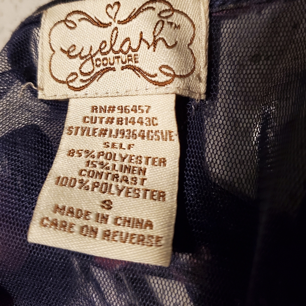 Blue floral tank with ruffle detail. - Picture 2 of 2
